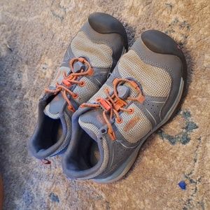 Keen Terradora II Sport Hiking Sneaker Flint Stone Coral Lightweight size 1 girl